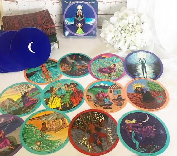 Daughters of the moon Tarot